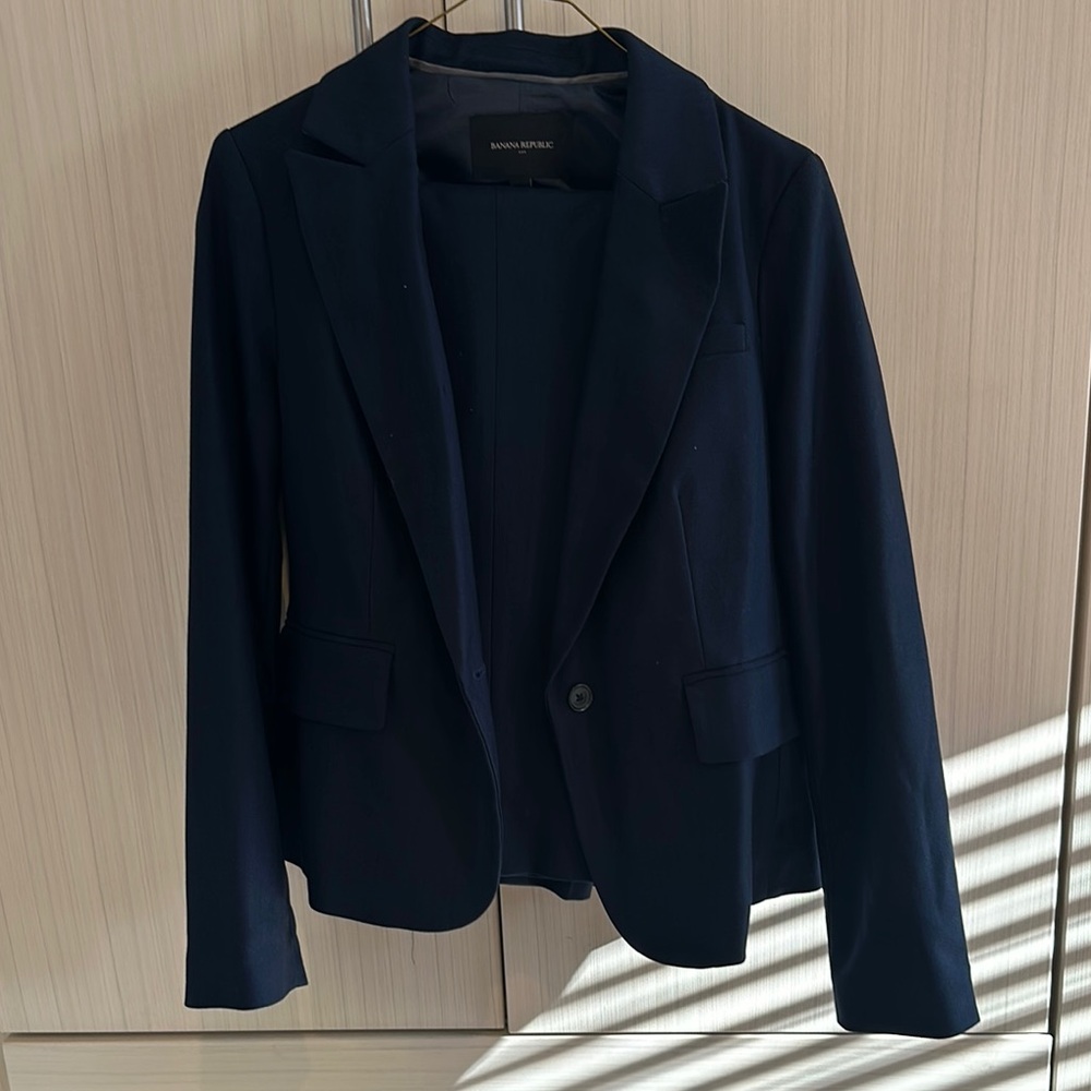 Banana Republic Women's Navy Suit